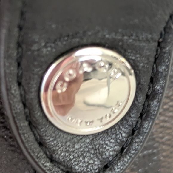 Coach Luggage Signature Canvas Brown Leather. - Picture 13 of 16